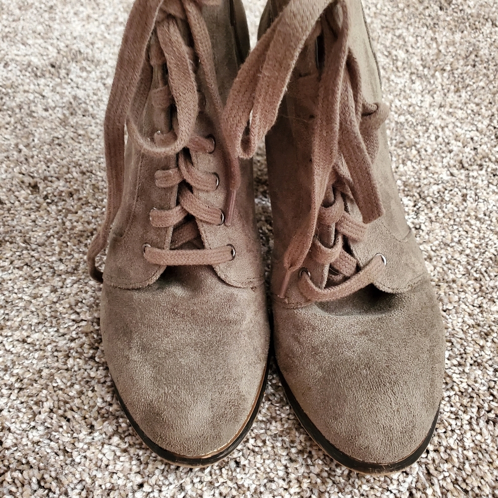 Olive Color Boots - Picture 3 of 7